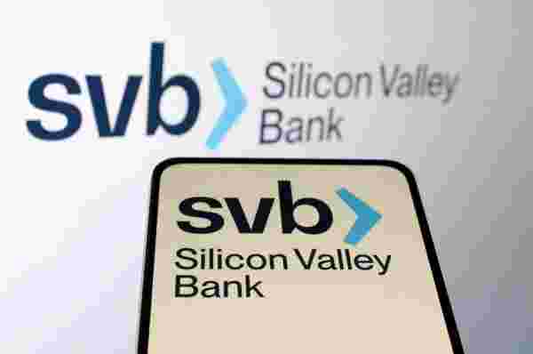  சிலிக்கான் வேலி வங்கி !