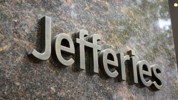 நீண்டகால நோக்கில் வளர்ச்சி