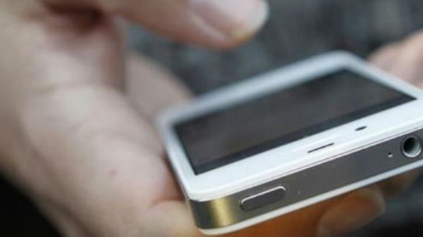  HelpLine எண்ணை தொடர்பு கொள்ளவும்!