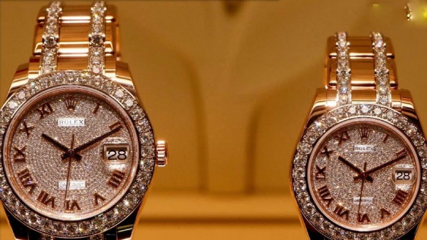  ரோலக்ஸ் வளர்ச்சி!