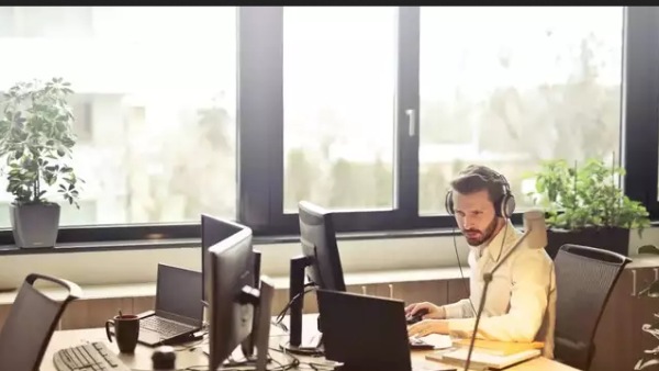 வியாழன் தான் இப்போ வெள்ளி 