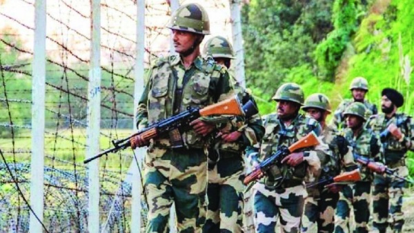  ஆயுதப்படை பணியாளர்கள் 