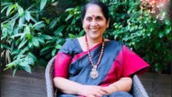 ரிது ஆனந்த் ராஜினாமா 