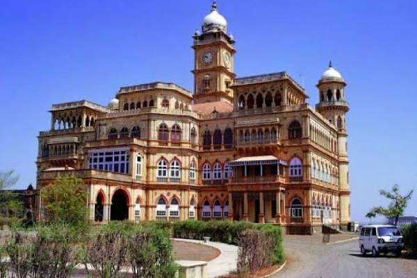 ரூ.750 கோடி பட்ஜெட்டில் உருவான லிங்கன் ஹவுஸ் 