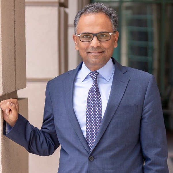  ராஜீவ் ஜெயின் 