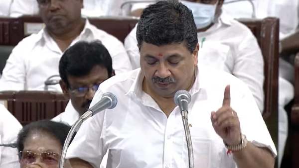  புதிய பாடப் பிரிவுகளில் 