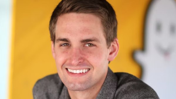  எவான் ஸ்பெய்கல்