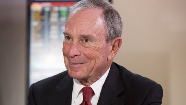  மைக்கல் புளூம்பெர்க்