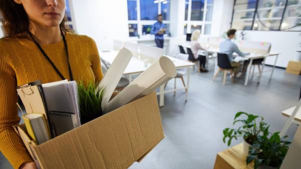 இந்திய நிறுவனங்களின் முடிவு.. ஊழியர்களுக்கு ஷாக்..! #Layoff #Hiring 