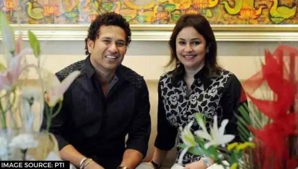 கோடியில் புரளும் Sachin Tendulkar.. பிராம்மாண்ட வீடு, ஆடம்பர கார்களின் படை, ஏகப்பட்ட பிஸ்னஸ்..! 