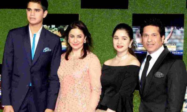 கோடியில் புரளும் Sachin Tendulkar.. பிராம்மாண்ட வீடு, ஆடம்பர கார்களின் படை, ஏகப்பட்ட பிஸ்னஸ்..! 