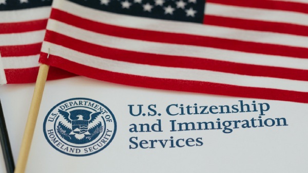   வொர்க் பர்மிட் 