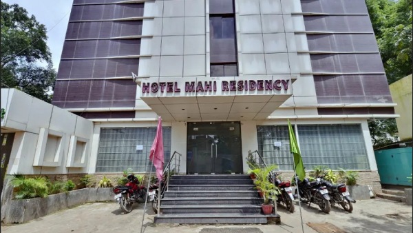 மஹி ஹோட்டல் 