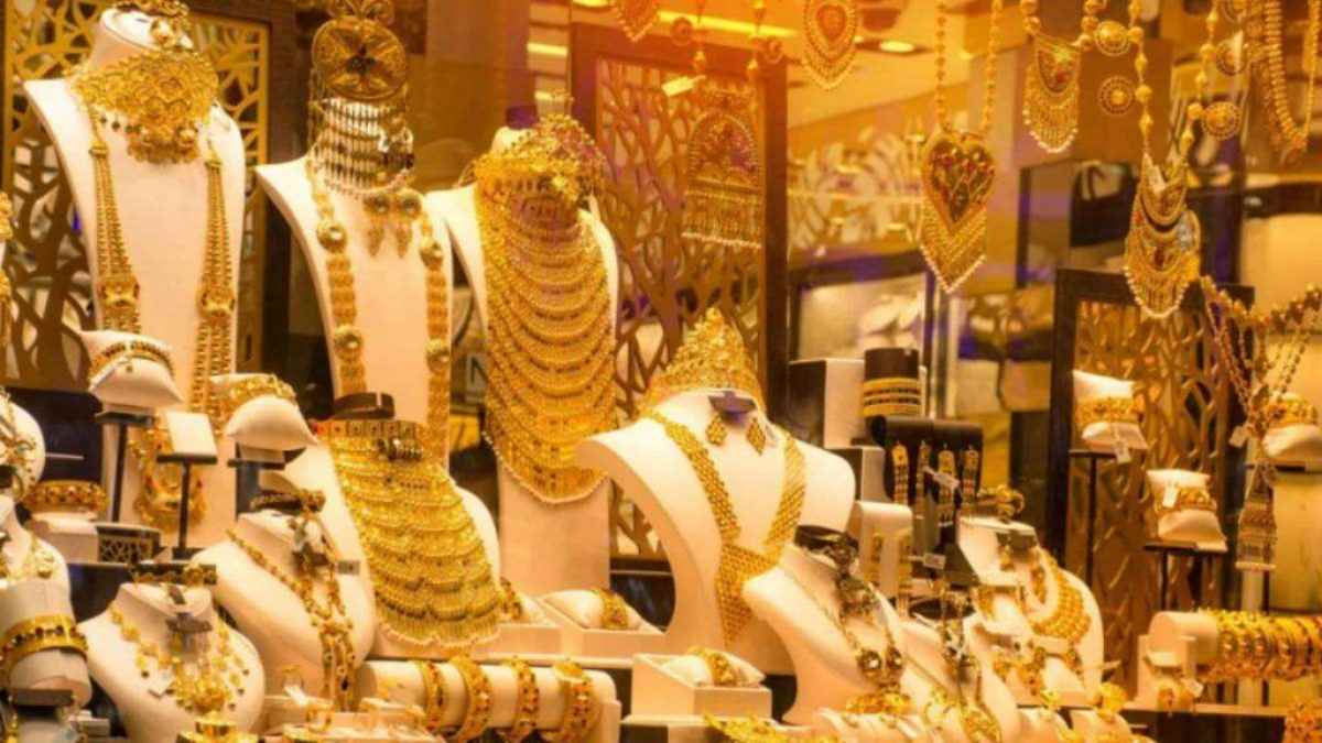 ஆபரண தங்கம் விலை 80 ரூபாய் சரிவு.. தங்கம் வாங்க செம சான்ஸ் மிஸ் பண்ணிடாதீங்க..! 