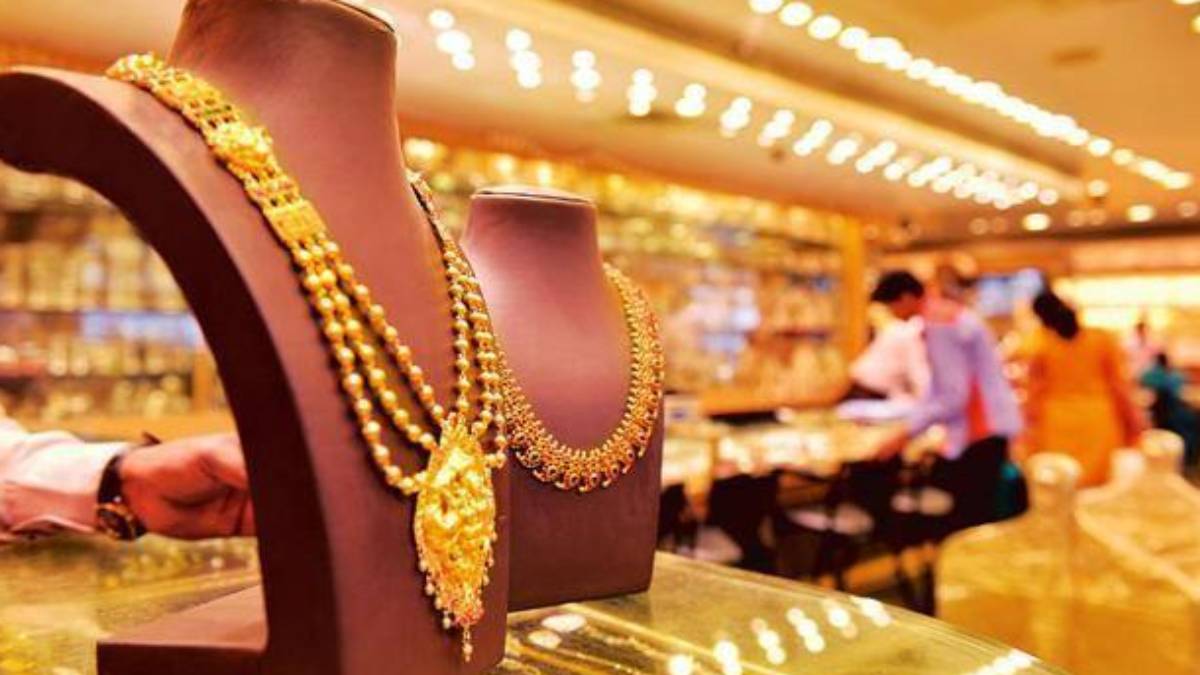 தங்கம் விலை தடாலடியாக உயர்வு.. இதுதான் காரணமா? சென்னை, கோவையில் தங்கம் விலை என்ன..? 