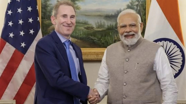 சுடசுட அறிவிப்பை வெளியிட்ட அமேசான்..! ரூ.1.2 லட்சம் கோடி முதலீடு.. 1.3 லட்சம் பேருக்கு வேலை..! சுடசுட அறிவிப்பை வெளியிட்ட அமேசான்..! ரூ.1.2 லட்சம் கோடி முதலீடு.. 1.3 லட்சம் பேருக்கு வேலை..!