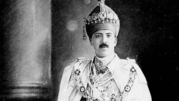 சொந்தமான விமான நிலையம் வைத்திருந்த ஒரே இந்தியர்.. எலிசபெத் ராணி-யின் நண்பர்..! 