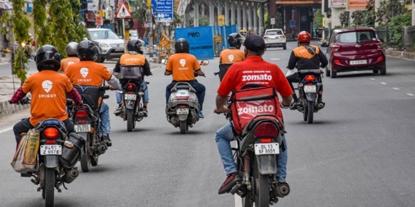 Zomato, Swiggy ஊழியர்களுக்கு 4 லட்சம் இன்சூரன்ஸ்! கர்நாடகா பட்ஜெட் அறிவிப்பு, தமிழ்நாடு அறிவிக்குமா?
