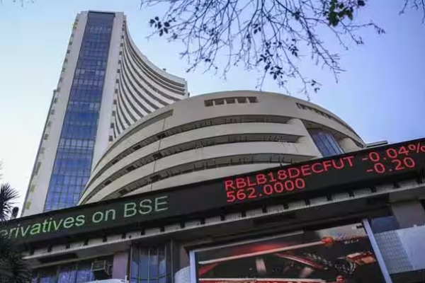 அம்பானிக்கு வந்தாச்சு கிரீன் சிக்னல்.. இனி பங்குச்சந்தையில் ஆட்டம் போடலாம்..! 