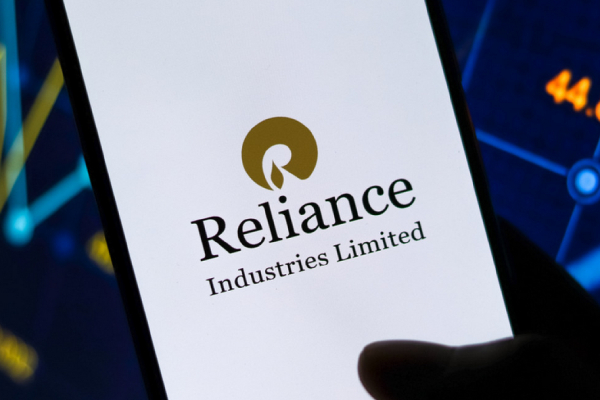 Reliance Industries: லாபத்தில் 11% சரிவு.. முகேஷ் அம்பானி செய்த சொதப்பல்..! 