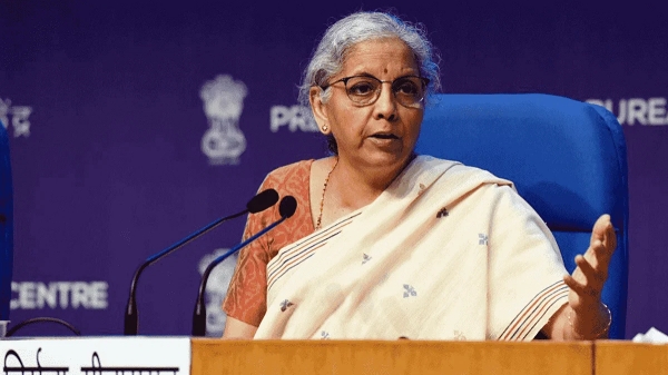 நிர்மலா சீதாராமன் வெளியிட்ட முக்கிய தரவு.. 2% மக்கள் மட்டுமே வரி செலுத்துகின்றனர்..! 