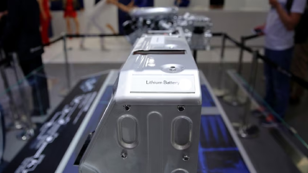 கர்நாடகா-வின் ஆட்டம் ஆரம்பம்..! அலேக்கா தூக்கிய ரூ.8000 கோடி முதலீடு.. புதிய பேட்டரி தொழிற்சாலை..! 