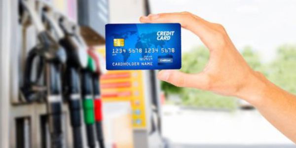 Fuel Credit Card-ல் நன்மை உள்ளதா? சிறந்த பெட்ரோல் கார்டை தேர்ந்தெடுப்பது எப்படி? 