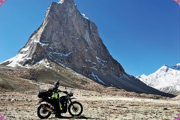 பைக் டிரிப் போன PepperFry நிறுவனர் அம்பரீஷ் மூர்த்தி மாரடைப்பால் காலமானார்.. Leh-வில் நடந்த சோகம்..!