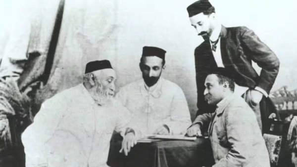 இந்தியாவின் டாப் 7 பணக்கார குடும்பங்கள்.. ஒவ்வொரு குடும்பத்திலும் இவ்வளவு சொத்துக்களா..? 