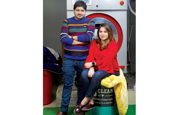 அழுக்கு துணியில் 100 கோடி பிஸ்னஸ்.. 84 லட்சம் சம்பளம் தரும் வேலையை விட்ட கணவன், கலங்காத மனைவி..! 