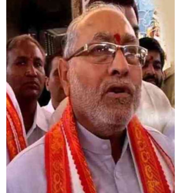 நரேந்திர மோடியின் சகோதரர்கள் யார் தெரியுமா? என்ன செய்யுறாங்கன்னு கேட்டா ஆடிடுவீங்க! ஷாக் மறுப்பக்கம்