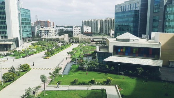 அசுர வளர்ச்சியில் பெங்களூர்..! காலியிடமெல்லாம் டெக் பார்க், அதுவும் முக்கியமான பகுதியில்..! 