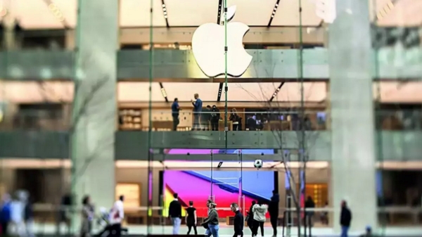 செப்.12 புதிய ஐபோன் அறிமுகம்.. 2 நாளில் ஆப்பிள்-க்கு 200 பில்லியன் இழப்பு.. எல்லாம் சீனா செஞ்ச வேலை!