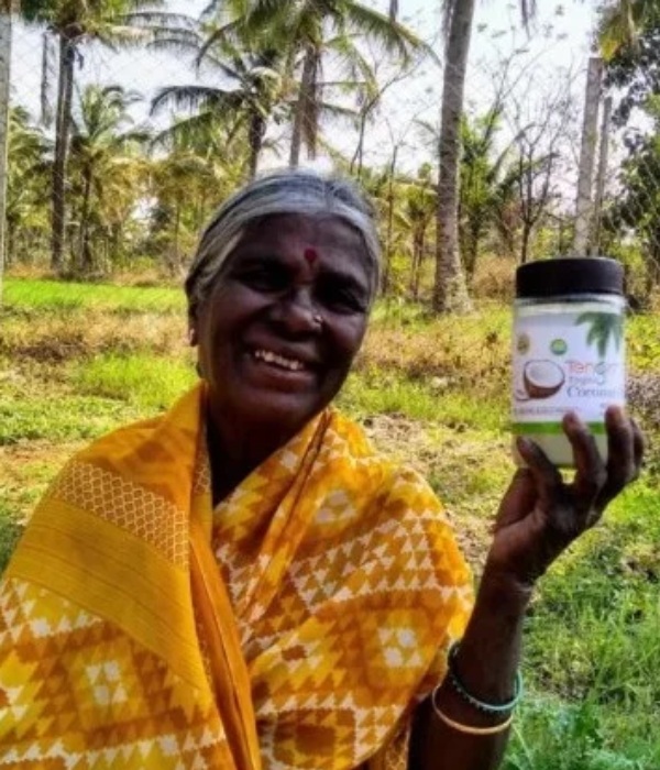 தென்னை மரத்தின் மூலம் மாசம் 4லட்சம் வருமானம்..0% வேஸ்ட் இன்ஜினியர் கண்டுப்பிடித்த சக்சஸ் பார்மூலா..!