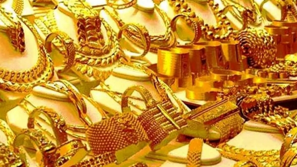 தடாலாடியாக குறைந்த தங்கம் விலை.. நகை கடைக்கு இப்பவே ஓடுங்க..! 