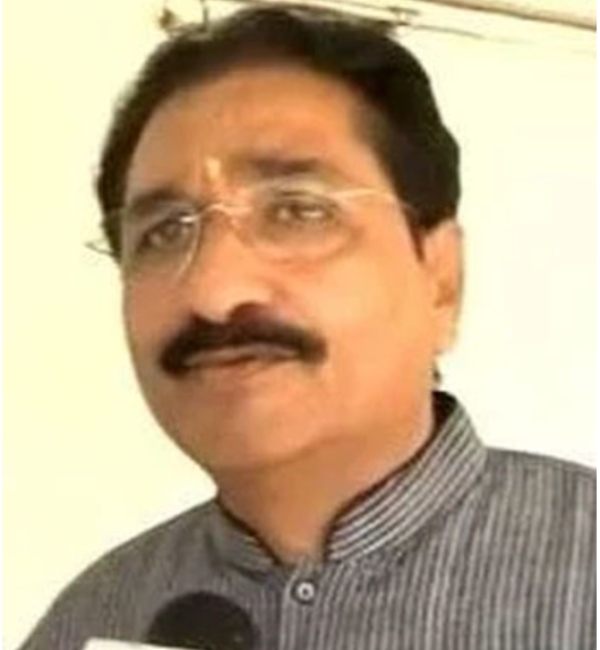 நரேந்திர மோடியின் சகோதரர்கள் யார் தெரியுமா? என்ன செய்யுறாங்கன்னு கேட்டா ஆடிடுவீங்க! ஷாக் மறுப்பக்கம்