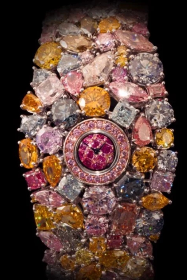 அனந்த் அம்பானி கட்டியிருந்த வாட்ச் ரூ.18 கோடி.. ஆனா இதைவிட பல மடங்கு காஸ்ட்லியான வாட்ச் இருக்கு..!! 