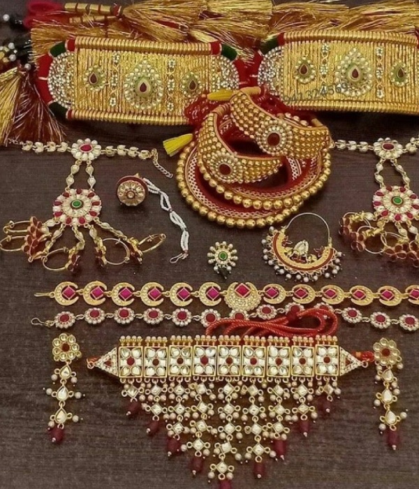 அப்போ உலகின் 6வது பணக்காரர்.. இப்போ செலவுக்காக நகையை விற்கும் நிலைமை! அனில் அம்பானி நிலைமையை பாருங்க