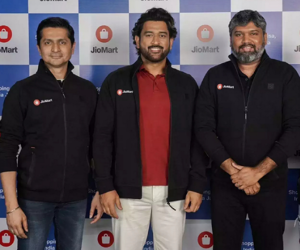 நேரம் பார்த்து காய் நகர்த்திய முகேஷ் அம்பானி.. தீபாவளி - தோனி - உலக கோப்பை..!! 