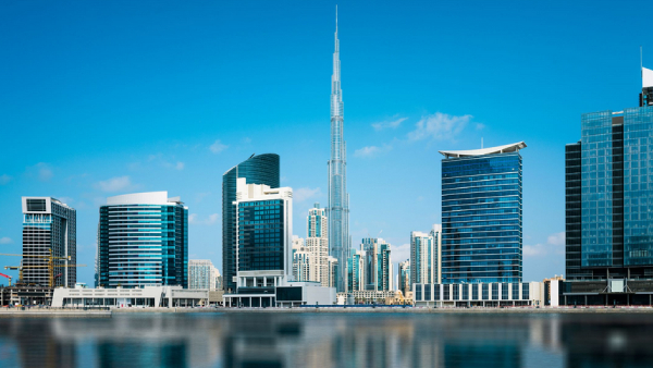 துபாயில் வேலை..  ஒரு மாதம் எவ்வளவு சம்பளம் கிடைக்கும்..?! 