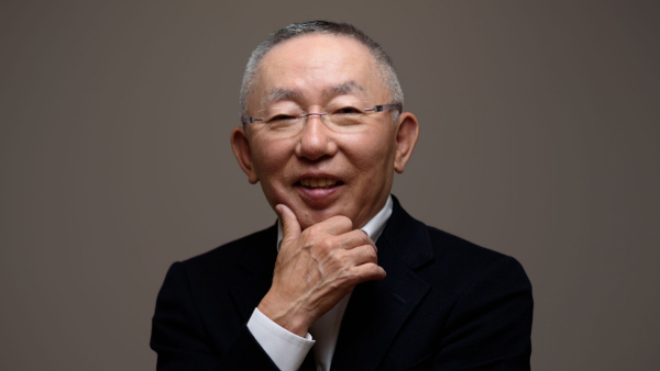 தடாஷி யானாய்: கடை கிளீனராக இருந்து இன்று ஜப்பானின் மெகா கோடீஸ்வரர்..!! 