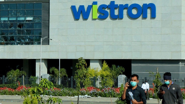 பெங்களூர் தொழிற்சாலையை வாங்கிய டாடா..'எங்களுக்கு இதை மட்டும் செய்யுங்க' பெண் தொழிலாளர்கள் வேண்டுகோள்