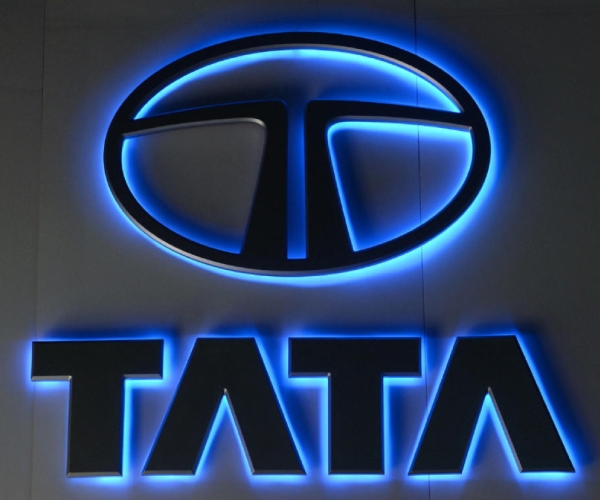 அஜித் ஸ்டைலில் ஒவ்வொரு நிமிஷமும் ஒரு கார் விற்ற டாடா.. அடேங்கப்பா, இது வேற லெவல் சம்பவம்..!! 