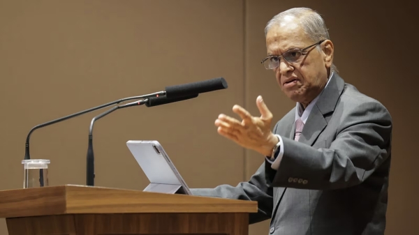 எதையும் இலவசமாக கொடுக்க கூடாது.. இன்போசிஸ் நாராயண மூர்த்தி அதிரடி பேச்சு..! எதையும் இலவசமாக கொடுக்க கூடாது.. இன்போசிஸ் நாராயண மூர்த்தி அதிரடி பேச்சு..!