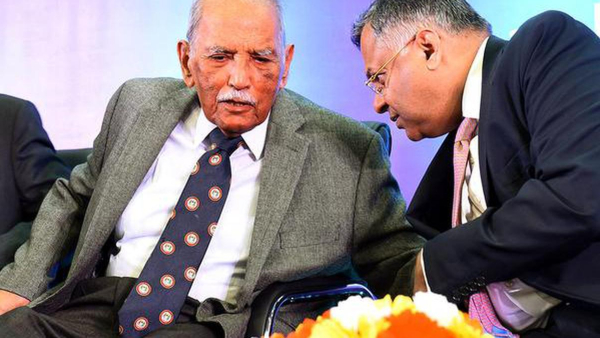 ஐடி ஊழியர்களே..! இந்திய ஐடி துறையின் தந்தை யார் தெரியுமா..?