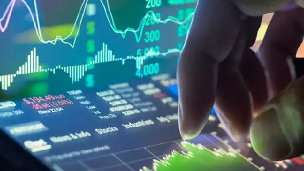 பங்குச் சந்தை முதலீட்டாளர்களை இதே நோட் பண்ணுங்க.. முக்கியமான 10 நிறுவனங்கள்..!! 