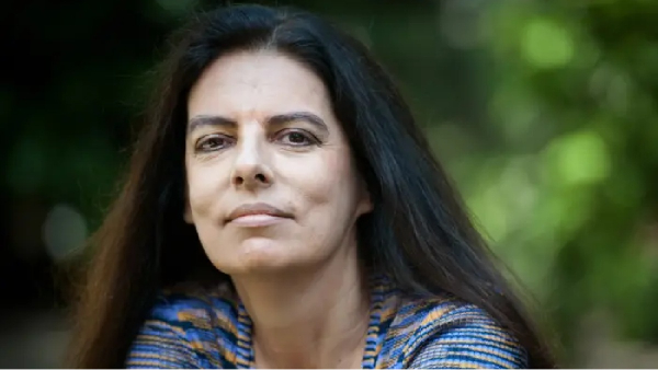 அம்பானி, அதானியை விட அதிக சொத்து வைத்துள்ள பெண்.. யாரும்மா நீங்க..!