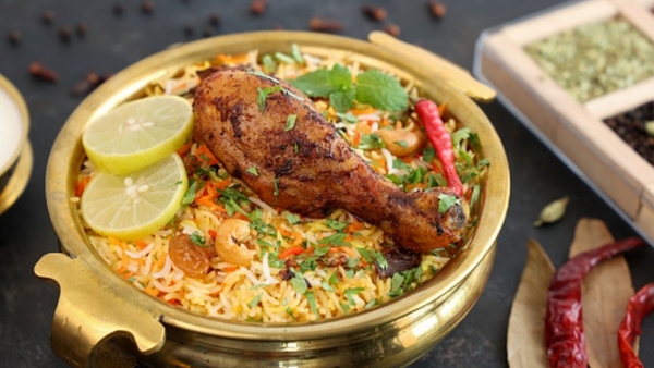 சிக்கன் பிரியாணியில எங்கடா சிக்கன்.. வழக்கு தொடுத்து வென்ற பெங்களூர்காரர்..!! 