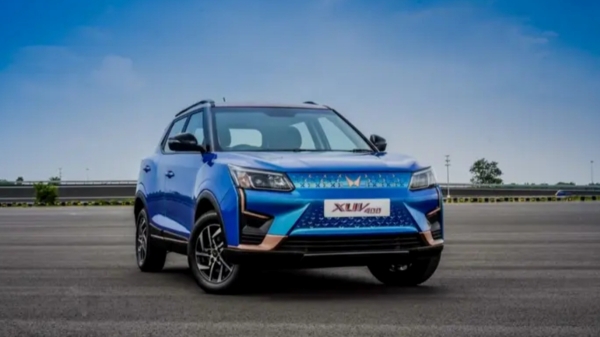  எலக்ட்ரிக் கார்களுக்கு 4.2 லட்சம் வரை தள்ளுபடி.. மிஸ் பண்ணிடாதீங்க, அப்புறம் வருத்தப்படுவீங்க..!