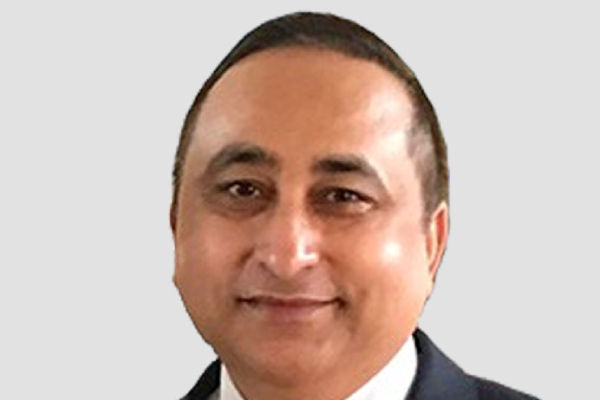 விப்ரோ - காக்னிசென்ட் வாய்க்கா தகராறு.. எல்லாத்துக்கும் காரணம் ஒரேயொரு உயர் அதிகாரி..! விப்ரோ - காக்னிசென்ட் வாய்க்கா தகராறு.. எல்லாத்துக்கும் காரணம் ஒரேயொரு உயர் அதிகாரி..!